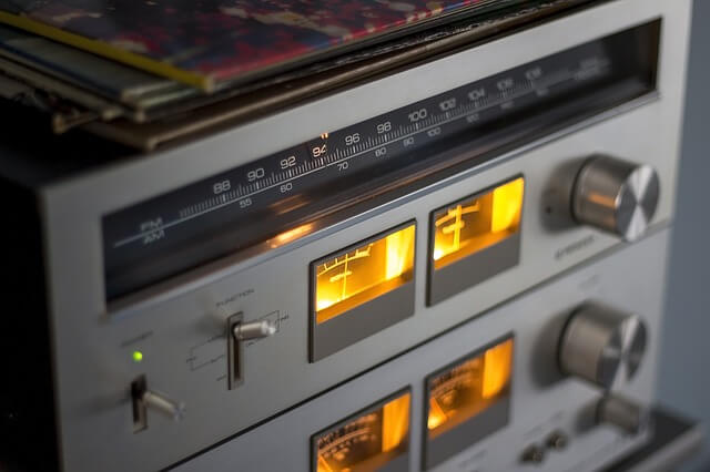 Radio – wynalazek Tesli – jak to działa?