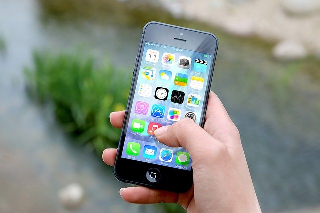 Jak zweryfikować numer telefonu – sprawdź, kto do ciebie dzwonił