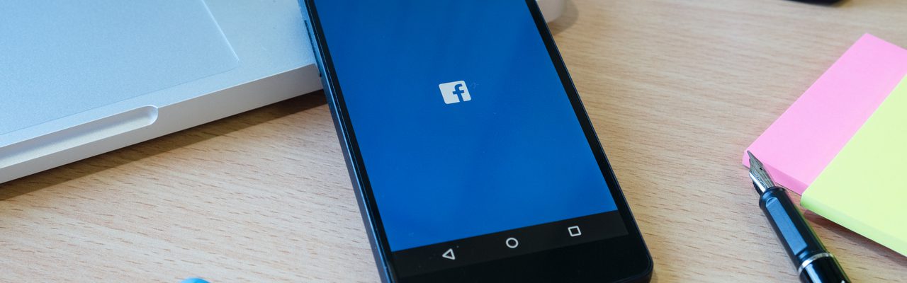 firma na facebook