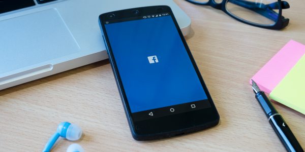 firma na facebook