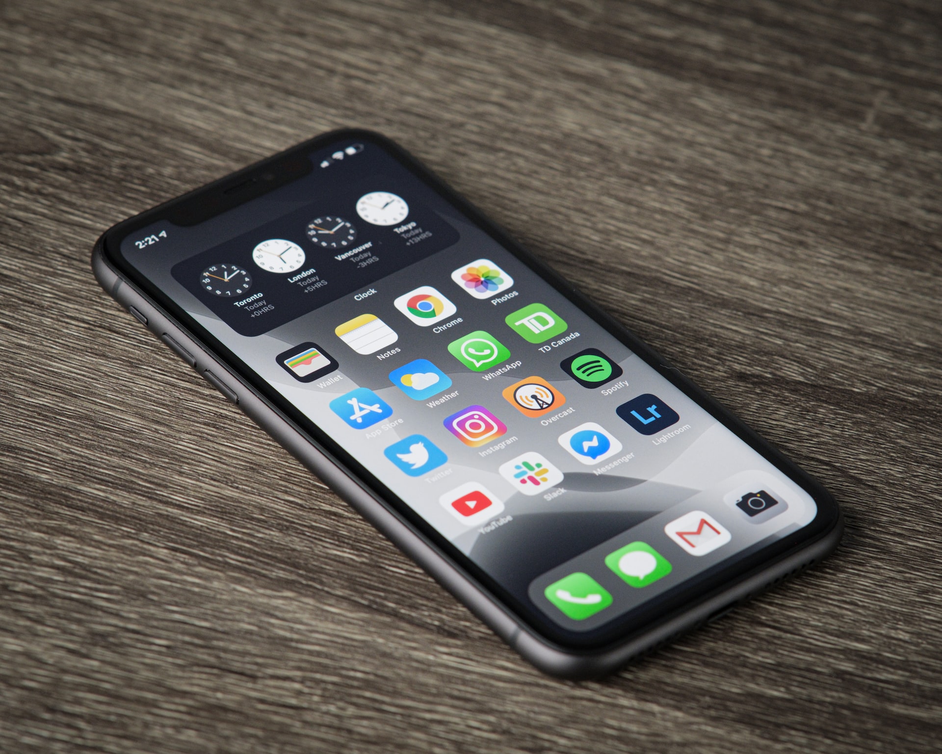 Czy iPhone są bezawaryjne i co zrobić w razie usterki?