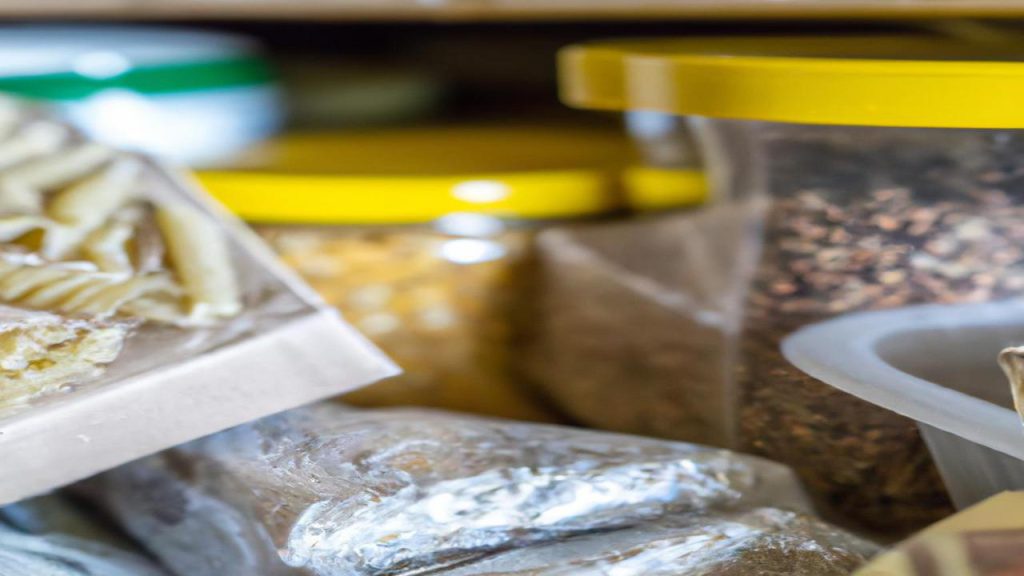 Jak znaleźć gniazdo moli spożywczych?